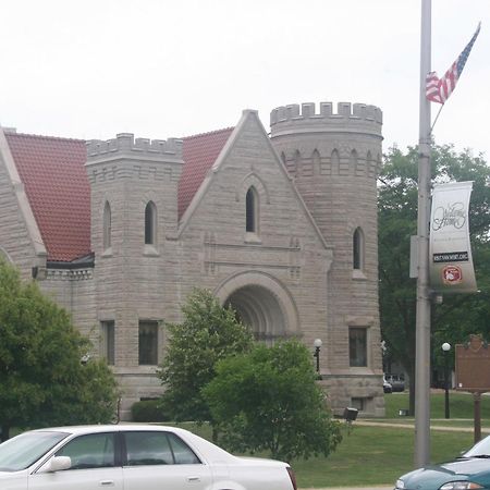 Fountain Inn Van Wert Exterior photo