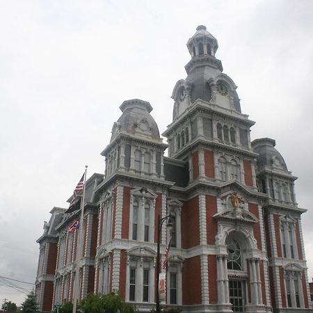 Fountain Inn Van Wert Exterior photo