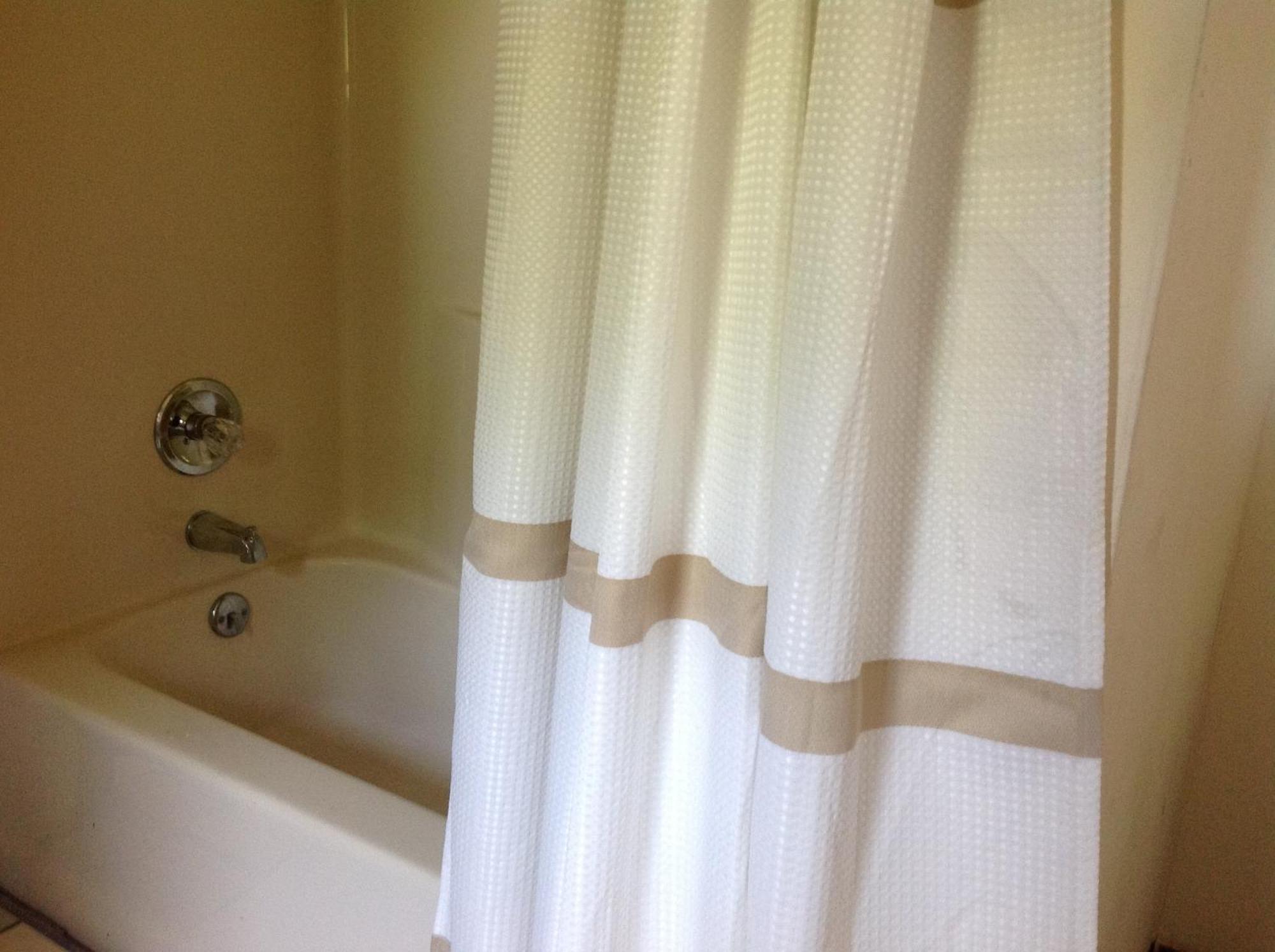 Fountain Inn Van Wert Room photo